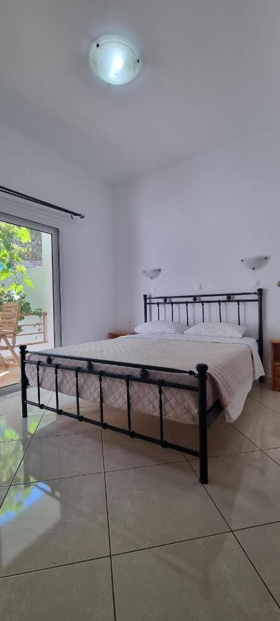 Anesis Apartment เดียฟานี ภายนอก รูปภาพ